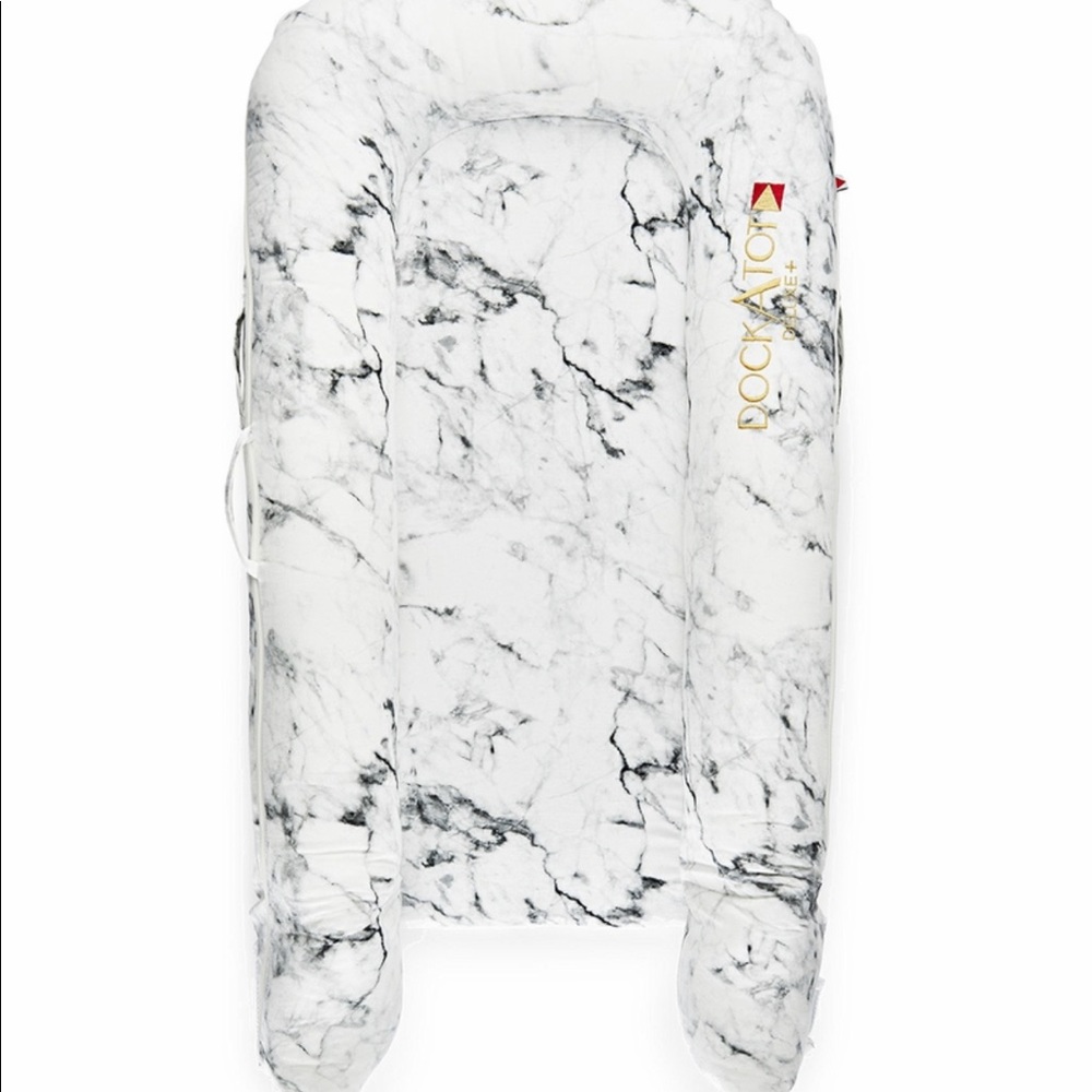 DOCK A TOT grand!! Marble cover included